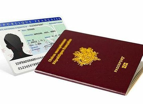 Papiers d&rsquo;identité